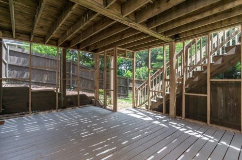 5009 Happy Hollow Rd, Atlanta GA  30360-1649 exterior