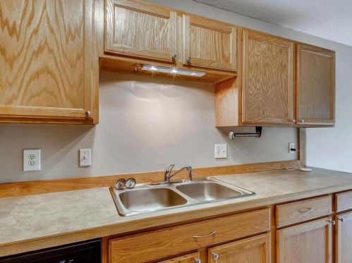 1700 Hickory Hill Dr, Saint Paul MN  55122-2410 exterior