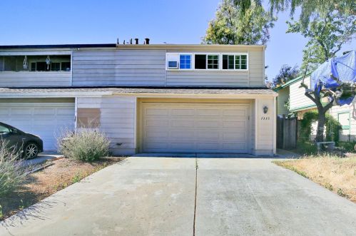 1335 Chewpon Ave, Milpitas, CA 95035-6966