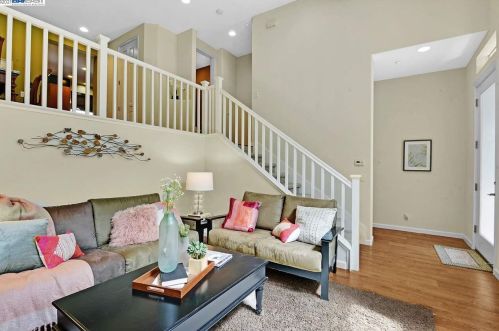 6537 Bantry Bay St, Pleasanton, CA 94568-1764