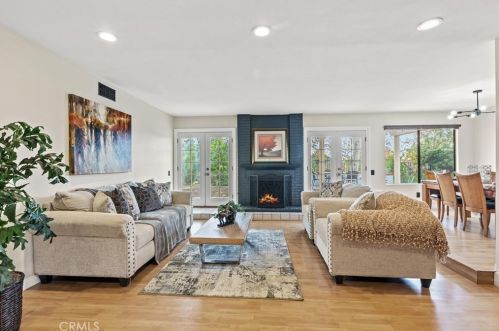 25642 Fallenwood, El Toro, CA 92630-6459