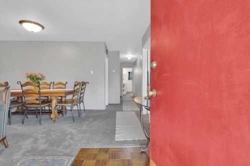 1700 Kenneth Dr, Turlock CA 95380-3421 exterior