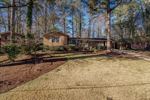 3862 Ensign Dr, Atlanta GA  30341-1836 exterior