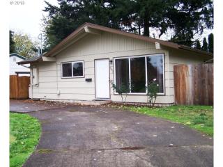11852 Eugene St, Portland OR  97220-1854 exterior
