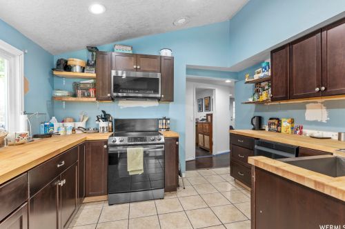 390 100, Woodland Hills UT 84653-9443 exterior