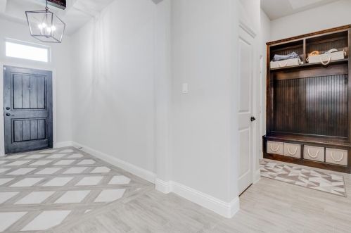 632 Mcneill, Fort Worth TX  76148 exterior