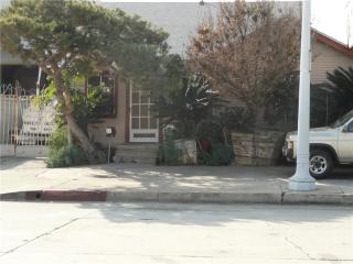 61 Altadena Dr, Pasadena, CA 91107-3331