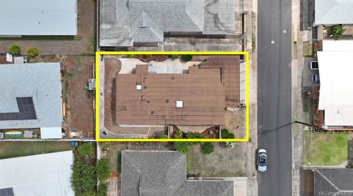 1376 Uila St, Honolulu HI  96818-1940 exterior