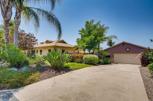448 Silvery Ln, El Cajon, CA 92020-2225