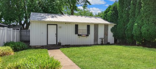 658 Orr St, Joliet, IL 60436-2480