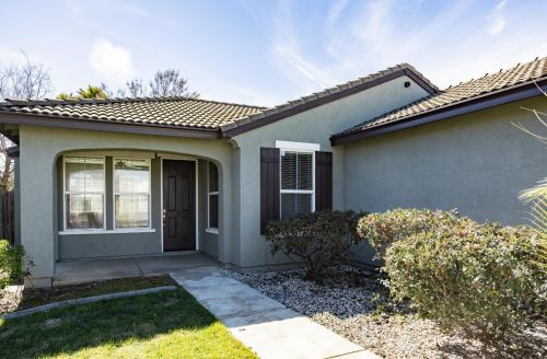 2220 August Way, Arboga, CA 95961-9085