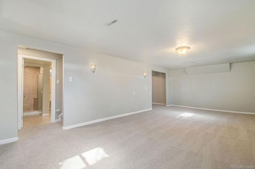 8307 Lehigh Dr, Denver CO  80237-1644 exterior