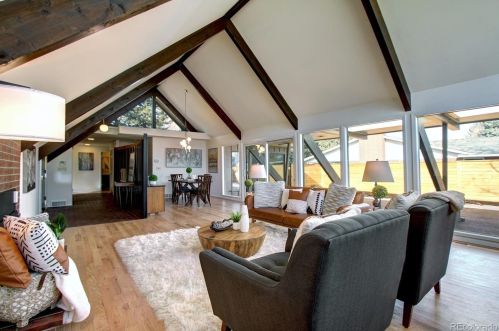 5031 Chester St, Englewood CO 80111-1330 exterior