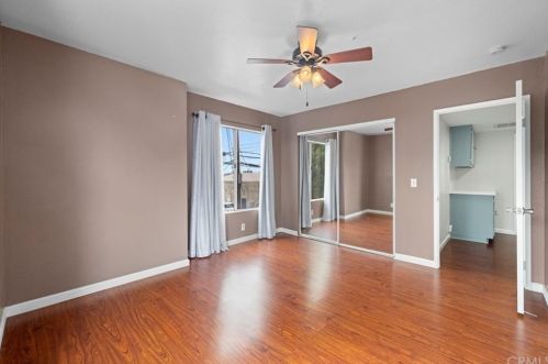 4817 120, Hawthorne CA 90250-2724 exterior