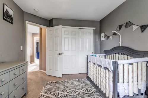 18683 Crestridge Dr, Aurora CO 80015-5128 exterior