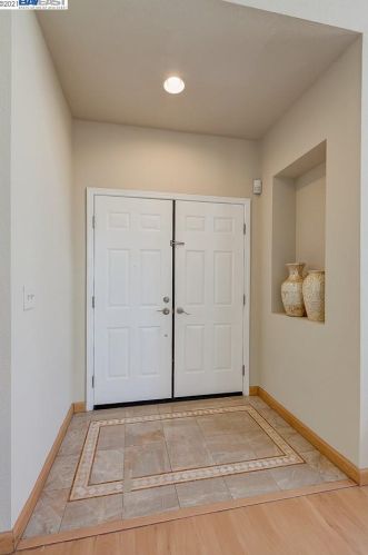 2715 Huff Dr, Pleasanton, CA 94588-8391