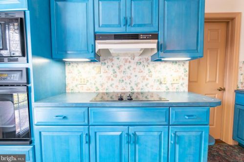 36 Nelson Ridge Rd, Princeton NJ  08540-7436 exterior