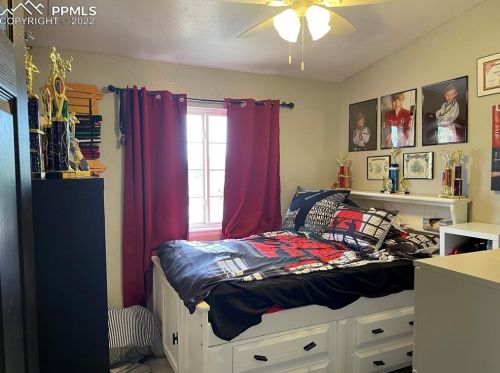 281 Bywood Dr, Pueblo CO  81007-1488 exterior