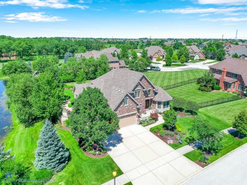 11942 Ashington Ln, Frankfort, IL 60423-1706