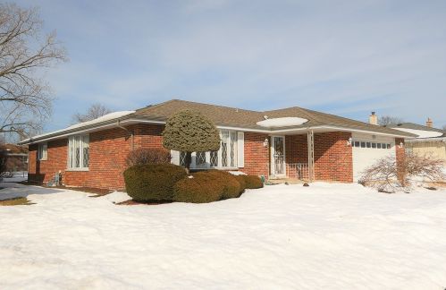 7636 Sequoia Ct, Orland Park, IL 60462-4239