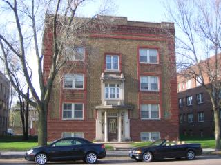 902 Grand Ave, Saint Paul MN  55105-3007 exterior