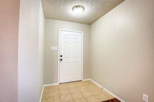 8548 Hawkview Dr, Fort Worth TX  76179-4364 exterior