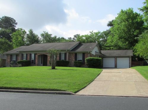 2605 Chimney Rock Rd, Huntsville, TX 77320-3704