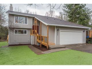 9925 Maplecrest Ct, Beaverton, OR 97008-5419