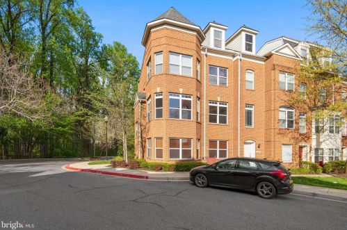 10290 Chestnut Park Ln, Columbia, MD 21044-4951