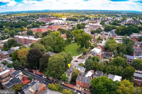 202 Marion St, Lancaster PA  17602-2758 exterior