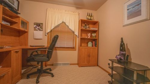 2525 Drexel Dr, Hobart IN 46342-3528 exterior