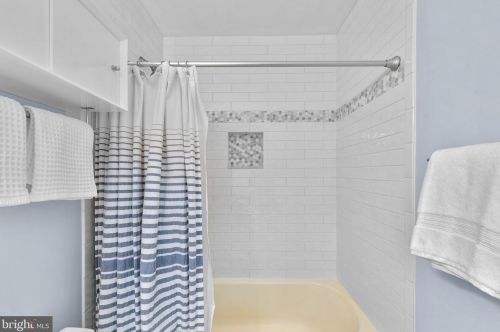 2419 Dennis Ave, Silver Spring MD 20901-2162 exterior