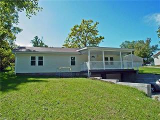2836 Eldersville Rd, Follansbee WV  26037-1018 exterior
