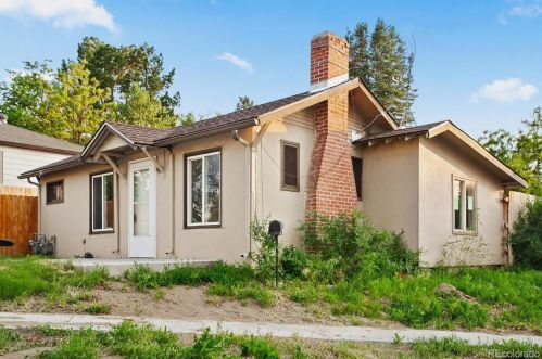 3801 Logan St, Englewood, CO 80113-3722