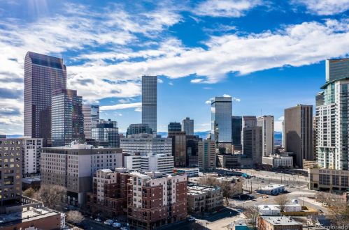 2200 Tremont Pl, Denver CO  80205 exterior