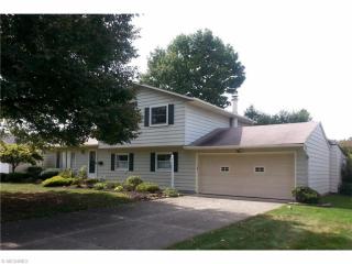 6214 Maplewood Rd, Concord Township OH  44060-2945 exterior