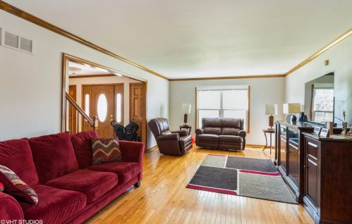 941 Eddystone Cir, Naperville, IL 60565-6113