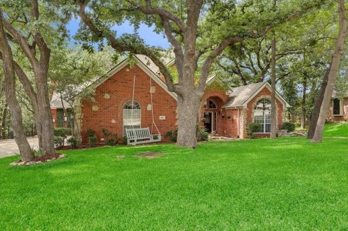 2021 Woodland Blvd, Lewisville, TX 75022-8428