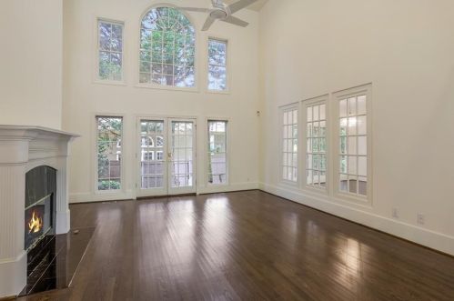340 Ledgemont Ct, Atlanta GA  30342-2096 exterior