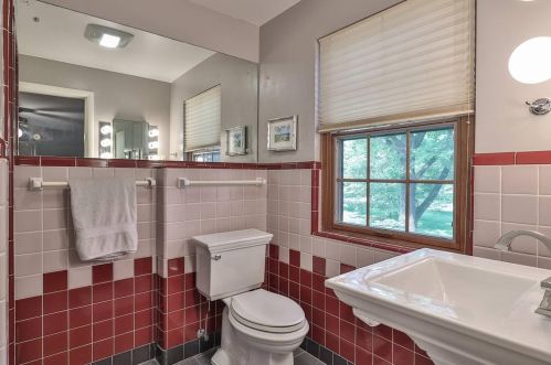 3712 Center St, Cincinnati OH  45227-4411 exterior