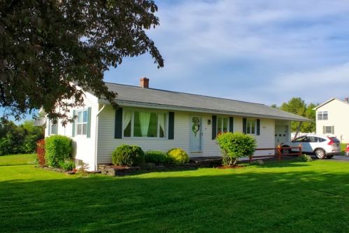 77 Orchard Ter, Graniteville VT  05654-8118 exterior