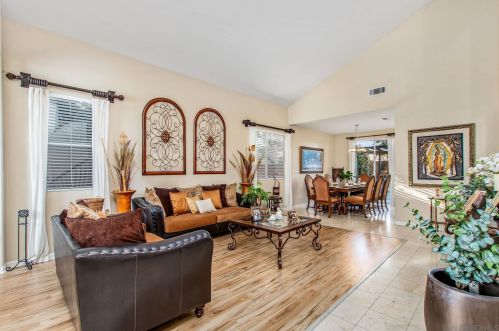 1424 Montera St, Chula Vista, CA 91913-1809