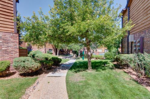 2255 Buckley Rd, Denver, CO 80013-5852