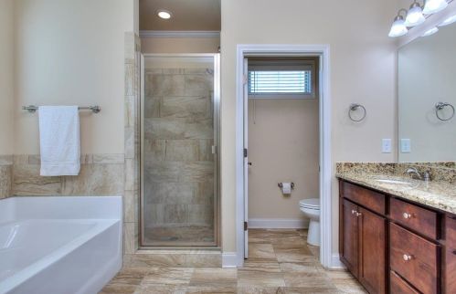 1561 Renaissance Dr, Conyers GA  30012-3896 exterior