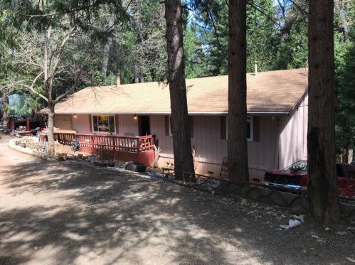 4595 Wandering Way, Snowline Camp, CA 95709-9664