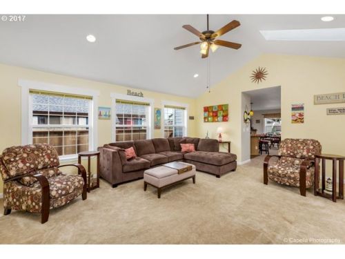 186 Merton Ln, Manzanita OR  97130 exterior