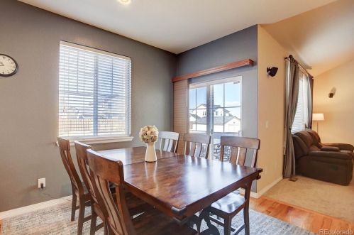 201 Newbern Way, Aurora CO 80016-6124 exterior