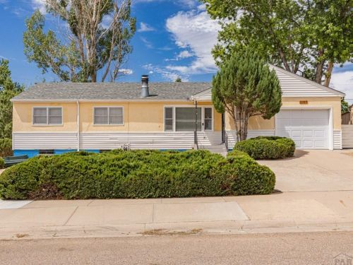 1317 Alexander Cir, Pueblo, CO 81001-2048
