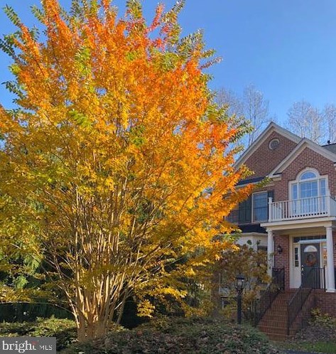 8207 Thomas Ashleigh Ln, Clifton, VA 20124-2245
