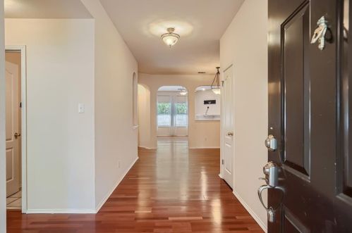 8717 Copano Dr, Austin TX  78749-3629 exterior